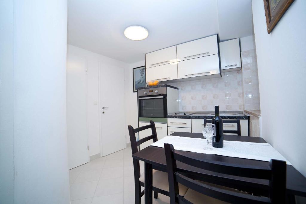 Buza Apartment *
